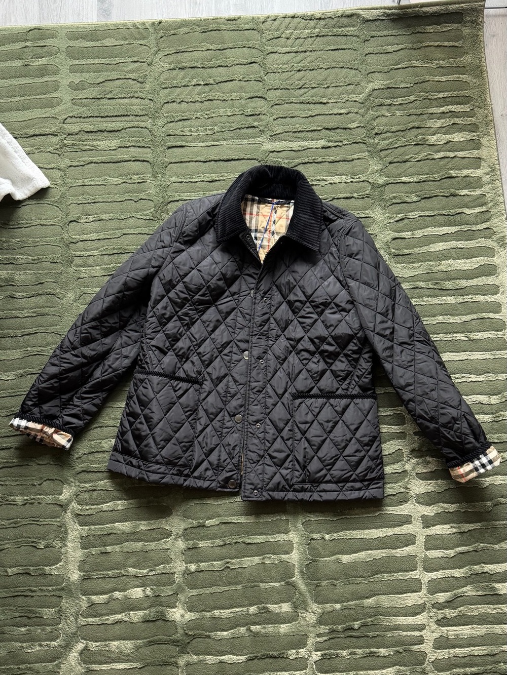 Burberry Black Quilted Jacket with Signature Check Lining